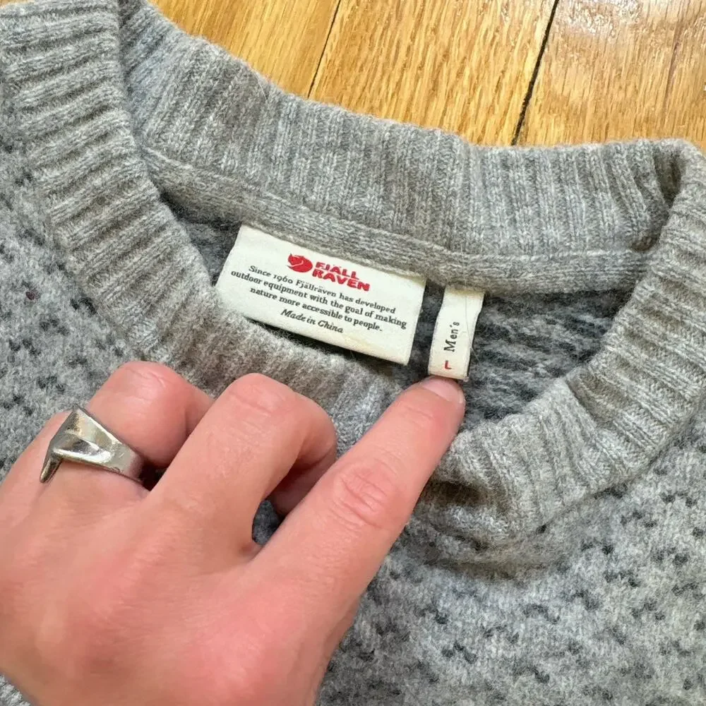 Fjallraven Ovik Nordic Sweater Men’s Size L Wool Gray Pattern Knit Elbow Patches - Picture 5 of 13